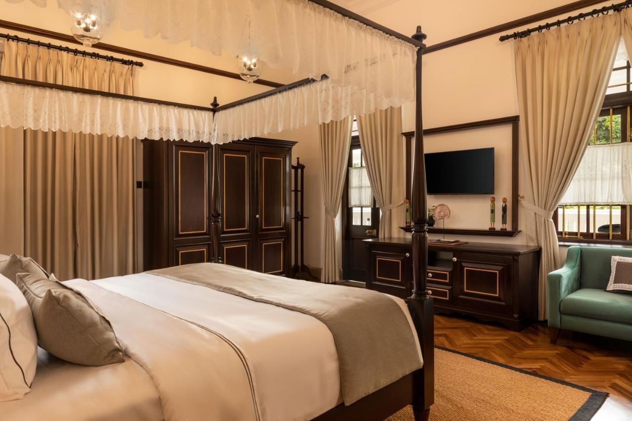 The Grand Walawwa Hotel Pinnawala  Ngoại thất bức ảnh