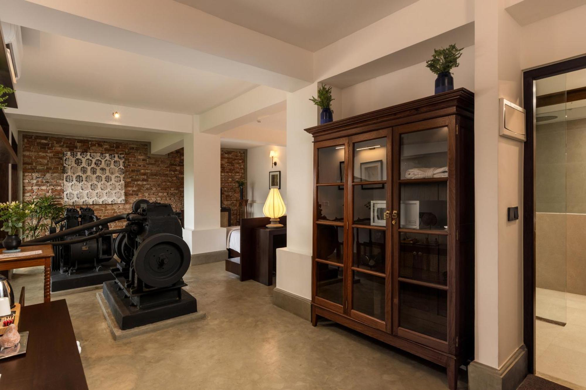 The Grand Walawwa Hotel Pinnawala  Ngoại thất bức ảnh