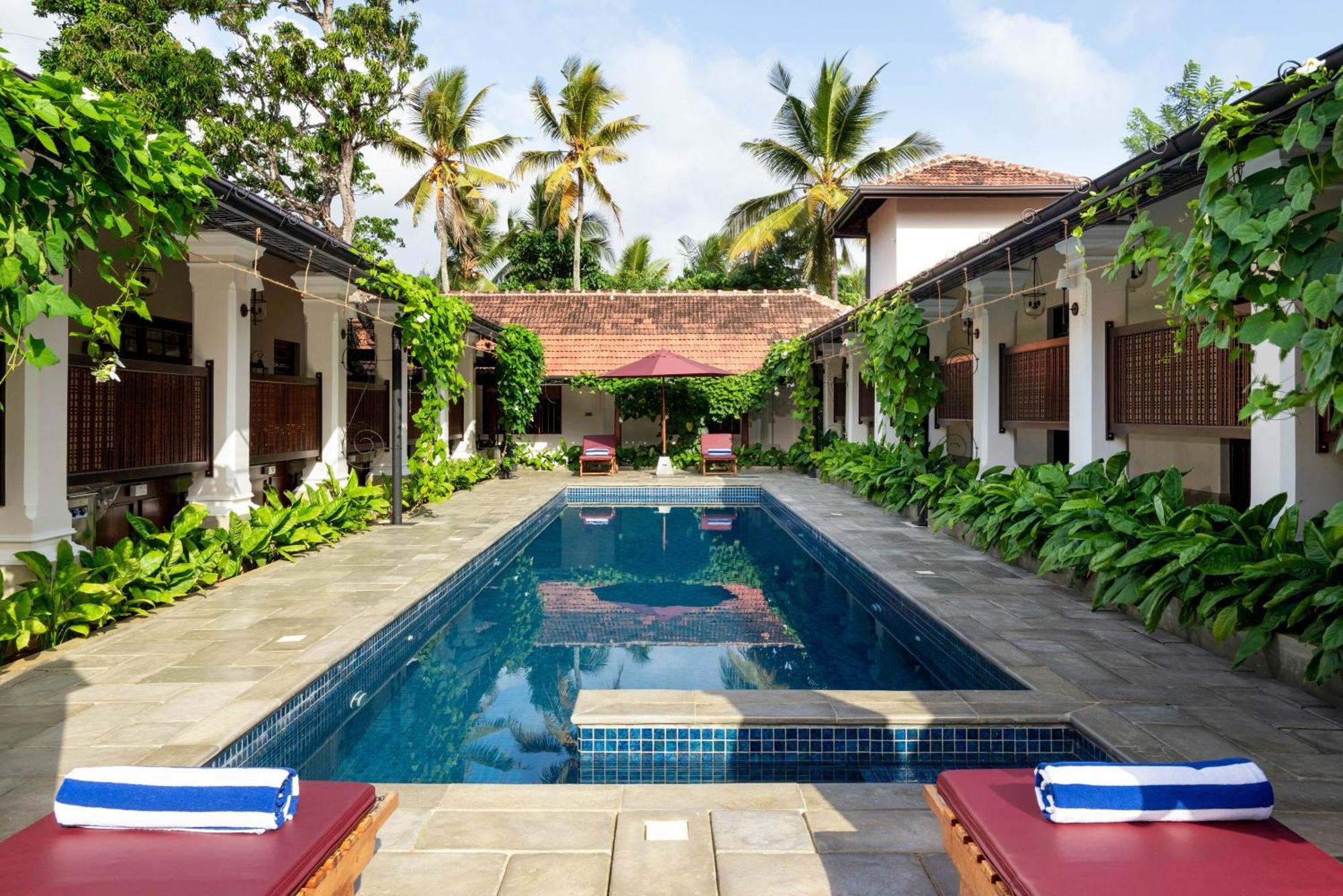 The Grand Walawwa Hotel Pinnawala  Ngoại thất bức ảnh